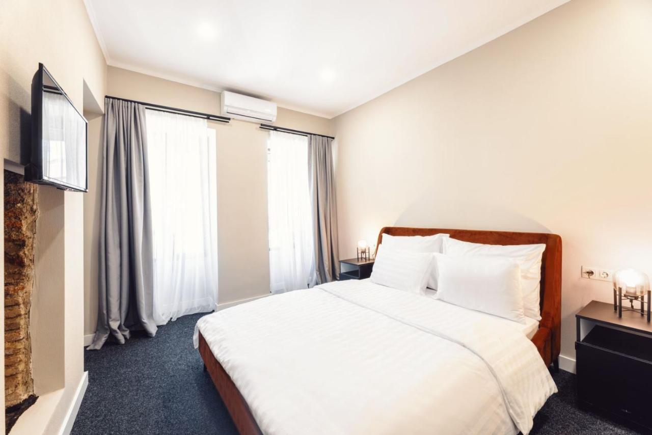 Salve Hotel Tbilisi Exterior photo